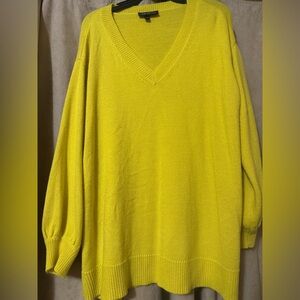 Lane Bryant V-Neck Sweater in Sunny Yellow